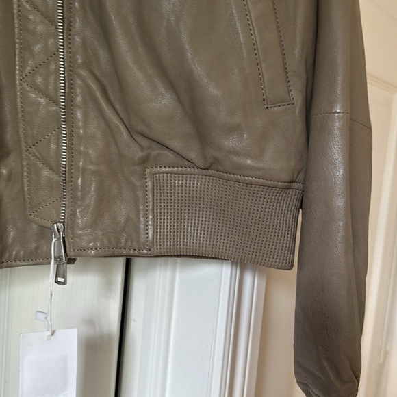MANGO NWT Genuine Leather Bomber - Picture 11 of 16